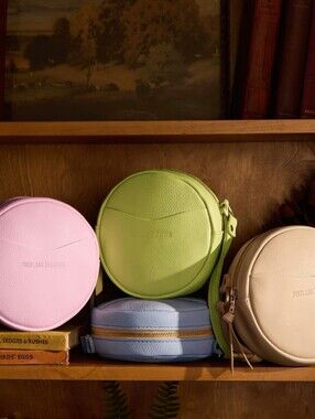 Portland Leather Large Circle Crossbody Bag In Lavender